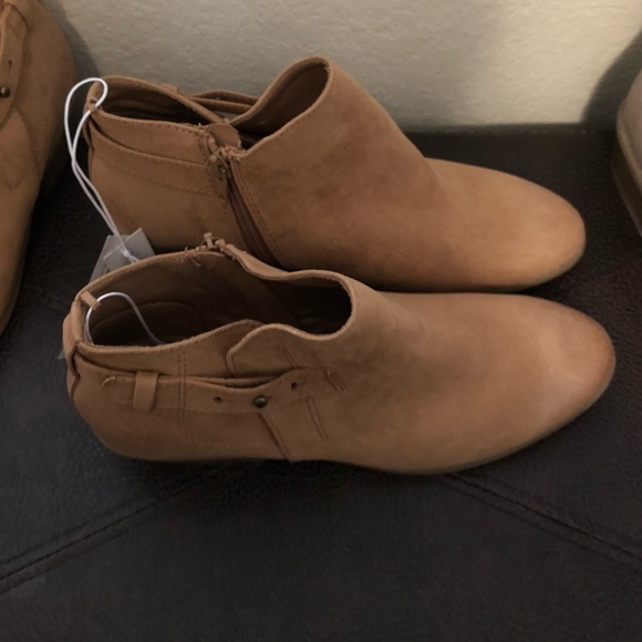 Booties - Picture 4 of 6